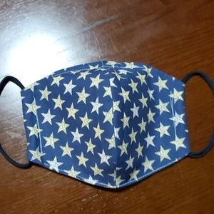 Face mask with 3 layers